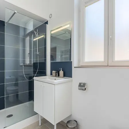 Confortable Proche Métro Et Commerces *