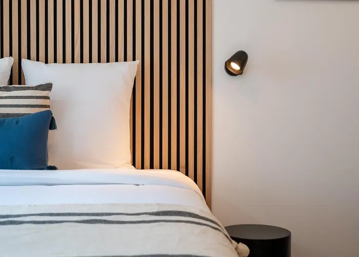 Confortable Proche Metro Et Commerces Appartement